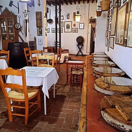 Rural Oliva Comares